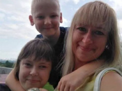 Тіна Кароль подарувала квартиру 9-річному хлопчику з Маріуполя, який вів щоденник в окупації