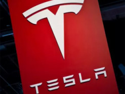 Tesla запустит распределительный центр в Калифорнии