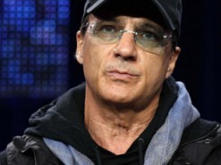 Глава Apple Music: в музыкальной индустрии сейчас не лучшие времена