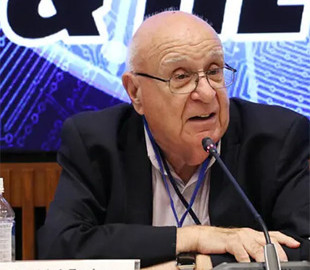 Пішов з життя “дід Інтернету” Девід Дж. Фарбер