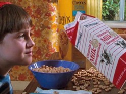 Пользователи сети заставили вещи летать по комнате