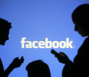 В соцсети Facebook произошел масштабный сбой