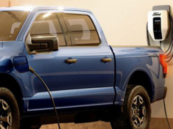 Новая технология зарядки Ford позволит электрокарам быстро «заправляться», как авто с бензбаками