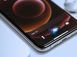 Голосові помічники Google Assistant та Siri: який вибрати і в чому різниця