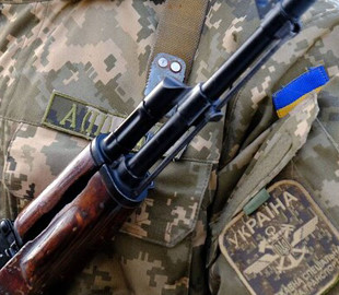 Лікування за кордоном: чи можуть виїхати віськові