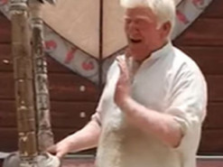 "Трамп переехал в Пакистан": сеть позабавило видео с двойником экс-президента США