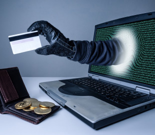 Рецидивисту грозит до трех лет тюрьмы за мошенничество в интернете