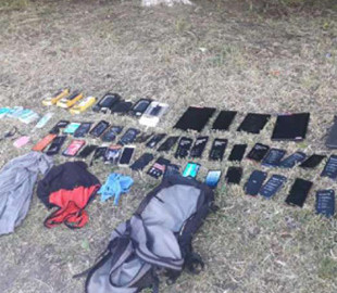 Злоумышленник ограбил магазин мобильной связи