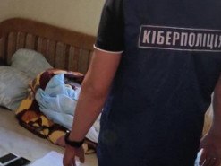 Фейковые морепродукты: в Бердянске задержали интернет-мошенников