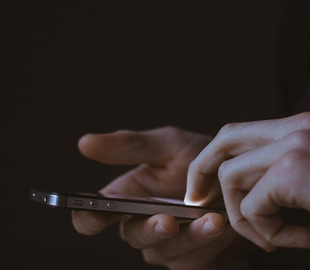 Чужі серед своїх: як повідомити про колаборанта у декілька кліків у чатботі