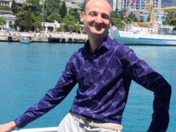 Крымского блогера Гайворонского под покровом ночи выдворили на материковую часть Украины