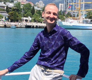 Крымского блогера Гайворонского под покровом ночи выдворили на материковую часть Украины