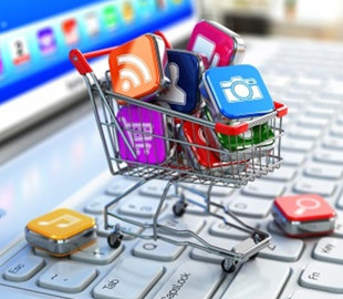 Двох жінок під час онлайн-шопінгу ошукали на майже 100 тисяч гривень