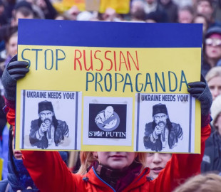 Російська пропаганда та дезінформація про війну в Україні охоплює в соцмережах неангломовні країни