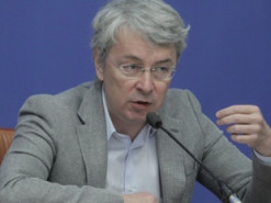 Ткаченко закликає скептично ставитися до сайтів без першоджерел