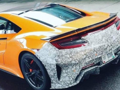 В Instagram появились шпионские снимки Acura NSX