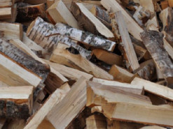 «ДроваЄ»: в Україні запрацював інтернет-магазин з продажу дров