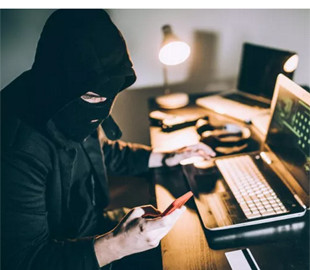 Представився працівником банку: на Чернігівщині чоловік ошукав пенсіонерку на 700 тисяч гривень