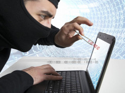 Женщина, которая хотела продать товар в сети, лишилась 20 тысяч гривен