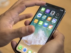 Регулярные обновления мешают продажам iPhone