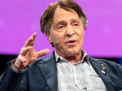 Рэй Курцвейл: «В 2045 году мы достигнем интеллектуального горизонта событий»