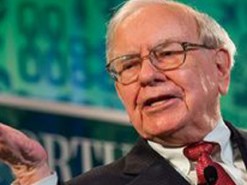 Уоррен Баффет призывает инвесторов Apple не обращать внимание на продажи iPhone