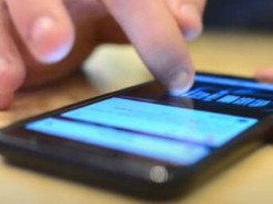 Як підключити смартфон до монітора, щоб дивитися фільми та фотографії
