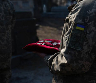 Хто не має права на виплату за загиблого бійця: відповідь Кабміна