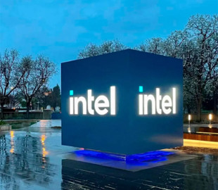 Fitch знизило рейтинг Intel до рівня BBB