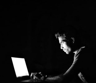 Почему законы о клевете не будут работать в украинском интернете