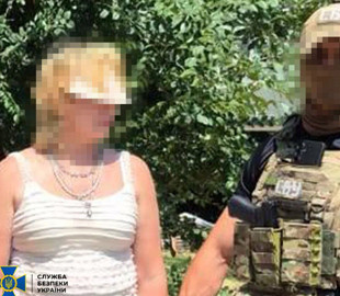 СБУ затримала жінку, яка підозрюється у підготовці ракетного удару ворога по Запоріжжю