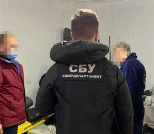 СБУ сообщила о разоблачении мошенников, подделавших документ с подписью главы кибердепартамента Службы