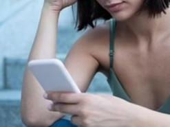 На Тернопільщині засудили дівчину, яка розсилала чоловікам інтимні фото та відео