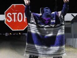 Штурм "зоны 51" в США: полиция арестовала трех искателей НЛО и инопланетян