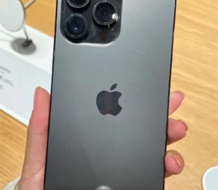 Задня кришка iPhone 14 Pro виявилася не стійкою до подряпин
