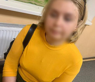 В Днепре задержали женщину, которая фотографировала передвижение техники ВСУ