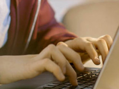 Киевские вузы продлевают срок дистанционки