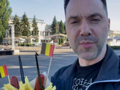 Арестович с сосисками в руке обратился к Шольцу