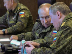 путін боїться військового перевороту і відмінив усі наради з військовими, — журналіст