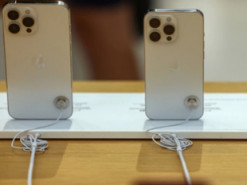 Apple прекратит продажи и ограничит свои сервисы в России