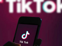 Власти США призывают немедленно удалить TikTok со своих смартфонов