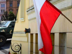 Польський блогер збирає гроші на автівки для фронту в Україні