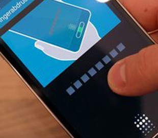 Смартфонов с датчиками отпечатков пальцев под дисплеем станет гораздо больше