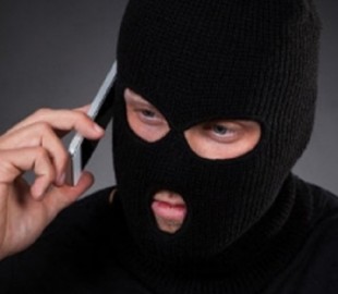 Псевдопокупки та фальшиві платіжні системи: як шахраї видурили з українців 670 млн гривень за рік