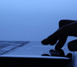 В Запорожской области коллекторы устроили шантаж девушке интимными снимками