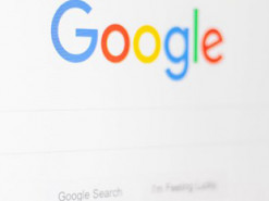 Google обвинили в воровстве текстов песен