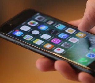 Потребители не хотят переплачивать за iPhone 8, предпочитая iPhone 7