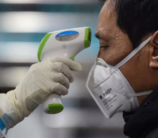 Китайское приложение для обнаружения коронавируса передает данные полиции