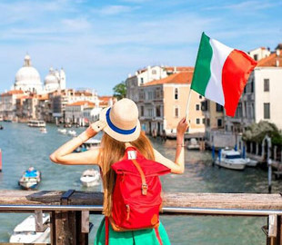 Италия разрешила въезд украинским туристам с COVID-сертификатами