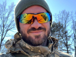 Дмитро Дікусар вийшов на зв'язок та показався фанам у формі: "Багато справ"